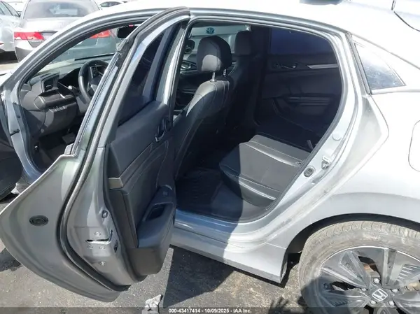 SHHFK7H89KU404246 2019 HONDA CIVIC - Image 8