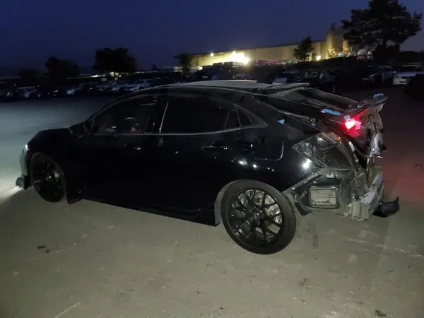 SHHFK7H90JU421072 2018 HONDA CIVIC - Image 2