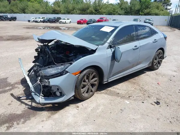 SHHFK7H91JU235377 2018 HONDA CIVIC - Image 2