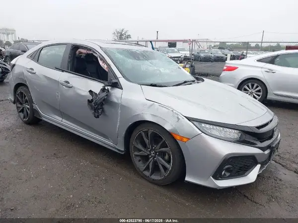 SHHFK7H91JU418391 2018 HONDA CIVIC - Image 1