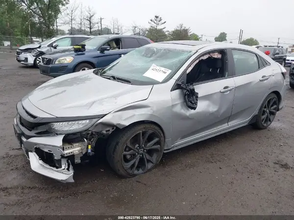 SHHFK7H91JU418391 2018 HONDA CIVIC - Image 2