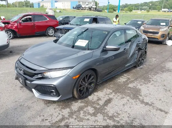 SHHFK7H92HU415073 2017 HONDA CIVIC - Image 2
