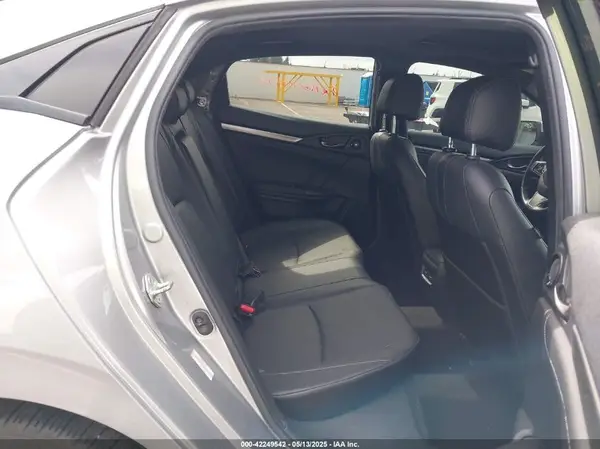 SHHFK7H92JU421560 2018 HONDA CIVIC - Image 8