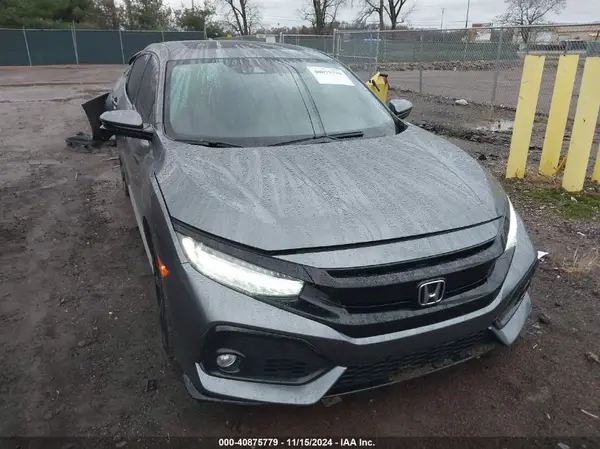 SHHFK7H94JU237866 2018 HONDA CIVIC - Image 1