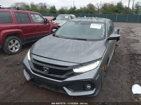 SHHFK7H94JU237866 2018 HONDA CIVIC - Image 2