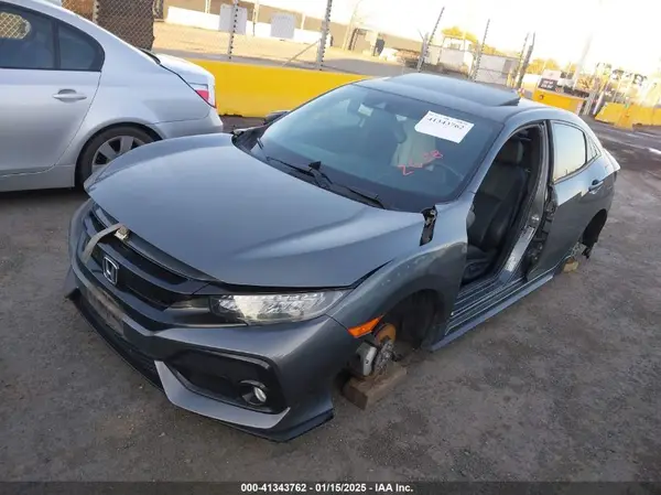 SHHFK7H95KU412658 2019 HONDA CIVIC - Image 2