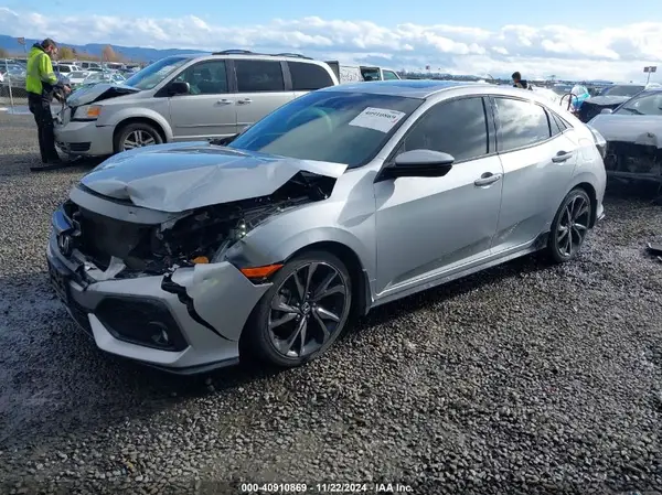 SHHFK7H97KU415724 2019 HONDA CIVIC - Image 2