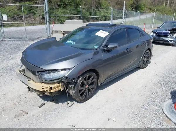 SHHFK7H9XJU202202 2018 HONDA CIVIC - Image 2