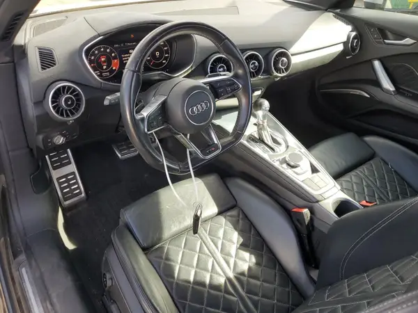 TRUC1AFV8G1024088 2016 AUDI TTS - Image 8