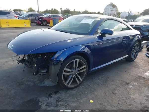 TRUC5AFV1H1001774 2017 AUDI TT - Image 2