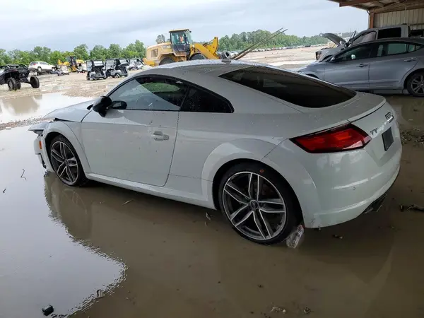 TRUC5AFV5H1002555 2017 AUDI TT - Image 2