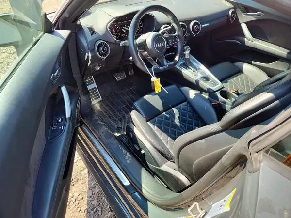 TRUC5AFV5H1006511 2017 AUDI TT - Image 8