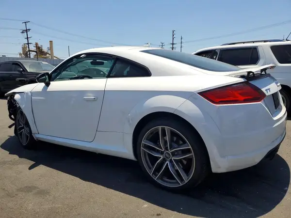 TRUC5AFV5H1007240 2017 AUDI TT - Image 2