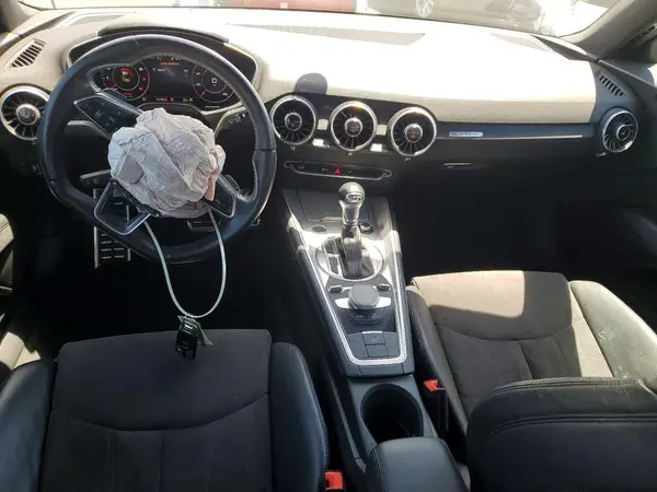 TRUC5AFV5H1007240 2017 AUDI TT - Image 8