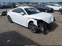 TRUC5AFV6J1012176 2018 AUDI TT