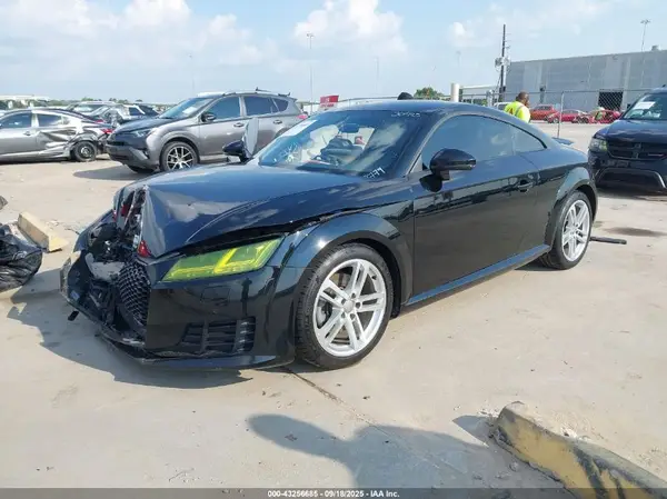 TRUC5AFV8G1000779 2016 AUDI TT - Image 2