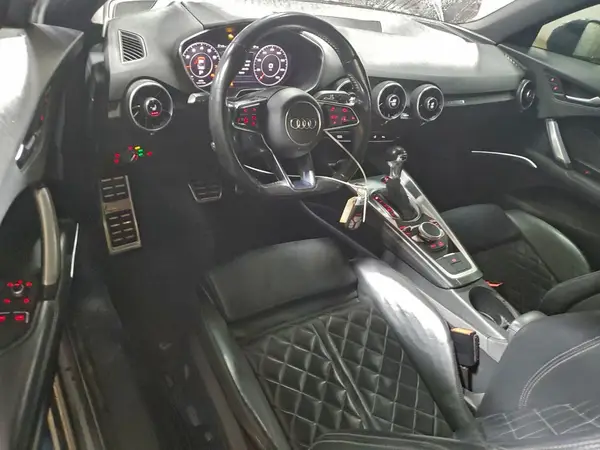 TRUC5AFV8G1031353 2016 AUDI TT - Image 8