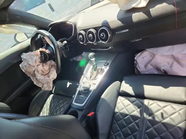 TRUC5AFV8G1032129 2016 AUDI TT - Image 8