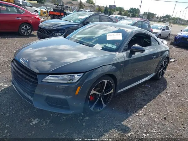 TRUC5AFV8J1000756 2018 AUDI TT - Image 2