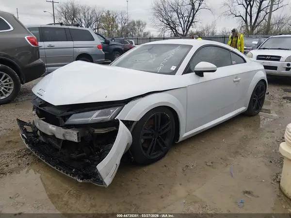 TRUC5AFVXG1023559 2016 AUDI TT - Image 2