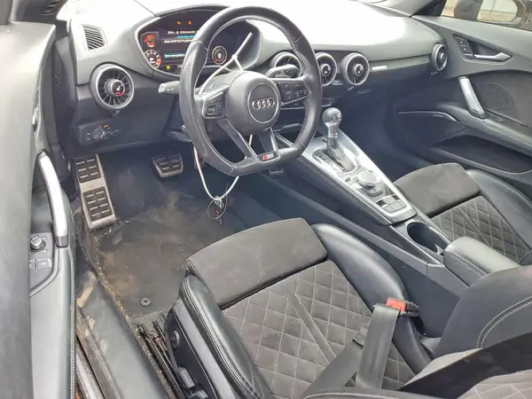 TRUT5CFV0J1006840 2018 AUDI TT - Image 8