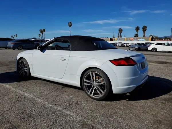 TRUT5CFV1J1007060 2018 AUDI TT - Image 2