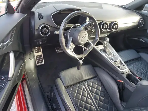 TRUT5CFV5G1023027 2016 AUDI TT - Image 8