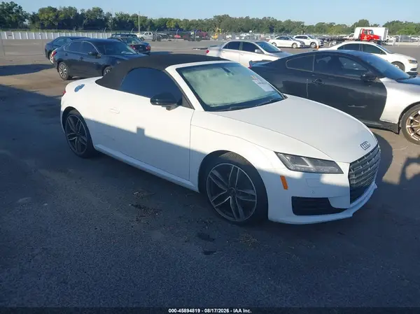 TRUT5CFV8H1003033 2017 AUDI TT - Image 1