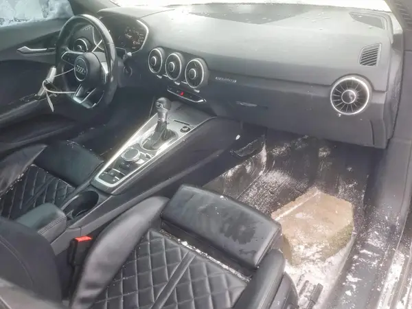 TRUT5CFVXG1001119 2016 AUDI TT - Image 8