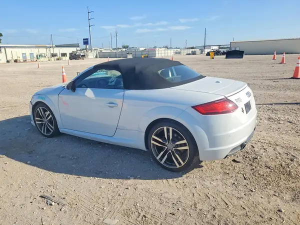 TRUTECFV0L1006534 2020 AUDI TT - Image 2
