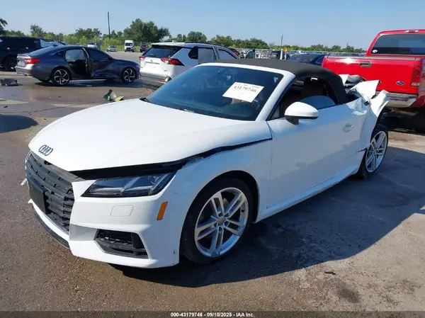 TRUTECFV7K1002981 2019 AUDI TT - Image 2