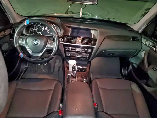 U43331 2017 BMW X3 - Image 8