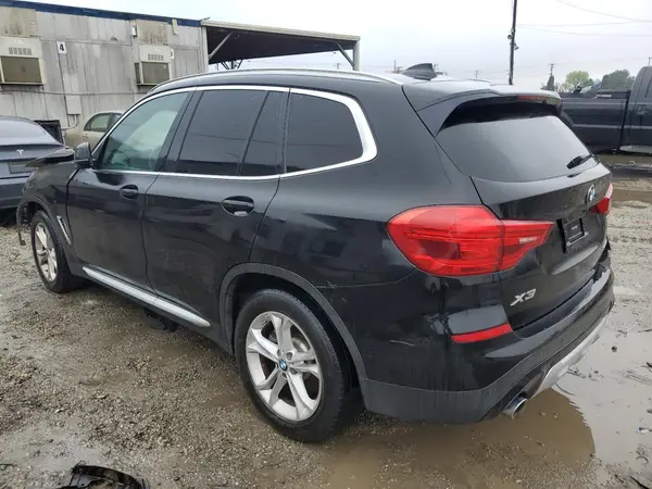 UXTR7C57KLF25594 2019 BMW X3 - Image 2