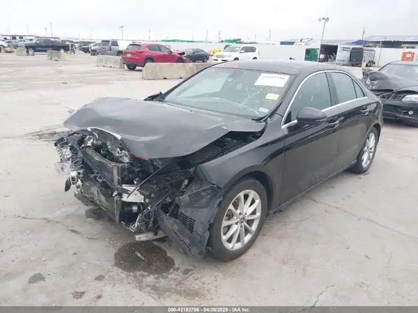 W1K3G4EB3LJ201695 2020 MERCEDES-BENZ A-KLASSE - Image 2