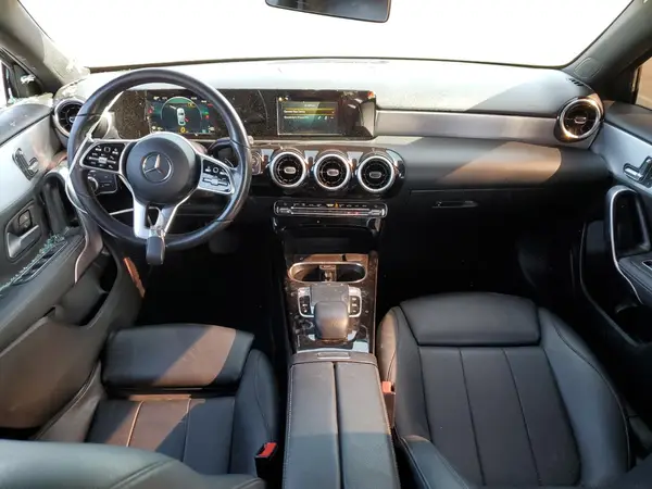 W1K3G4EB9LJ201667 2020 MERCEDES-BENZ A-KLASSE - Image 8