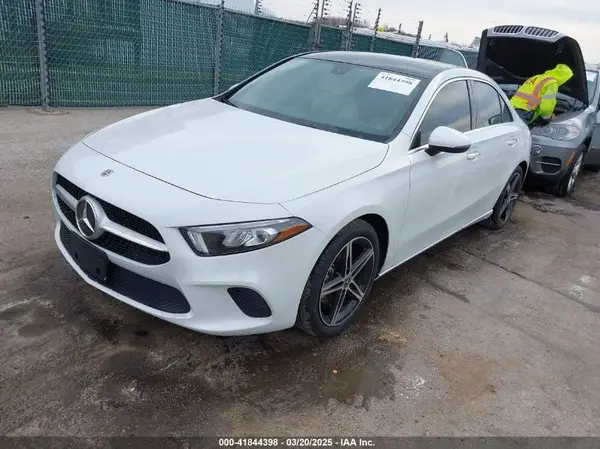 W1K3G4FB1NJ337471 2022 MERCEDES-BENZ A-KLASSE - Image 2