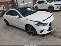 W1K3G4FB3NJ363280 2022 MERCEDES-BENZ A-KLASSE
