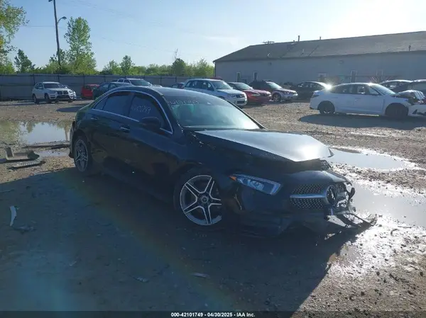 W1K3G4FB4NJ367693 2022 MERCEDES-BENZ A-KLASSE - Image 1
