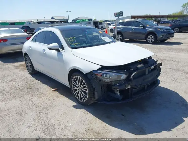 W1K5J4GB5MN186165 2021 MERCEDES-BENZ CLA-KLASSE - Image 1
