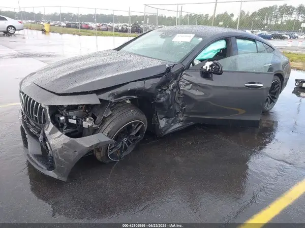 W1K7X5KB4NA051076 2022 MERCEDES-BENZ AMG GT - Image 2
