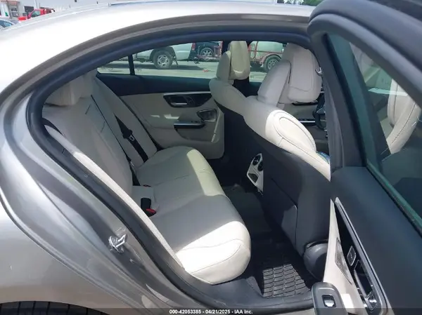 W1KAF4GB6PR150935 2023 MERCEDES-BENZ C-KLASSE - Image 8