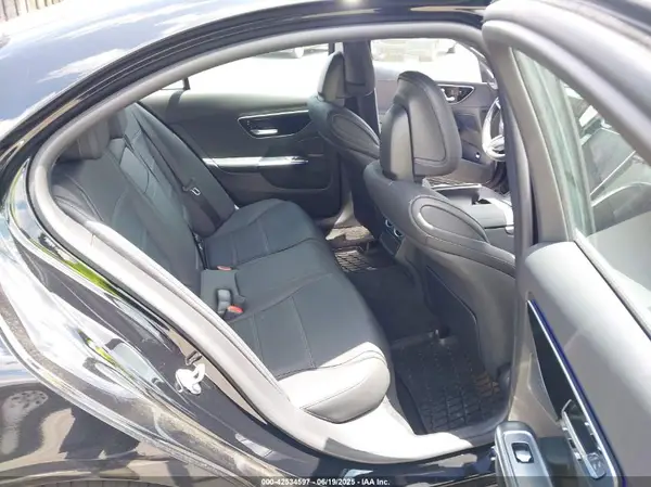 W1KAF4GB7PR126398 2023 MERCEDES-BENZ C-KLASSE - Image 8