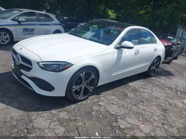 W1KAF4GB9SR279017 2025 MERCEDES-BENZ C-KLASSE - Image 2