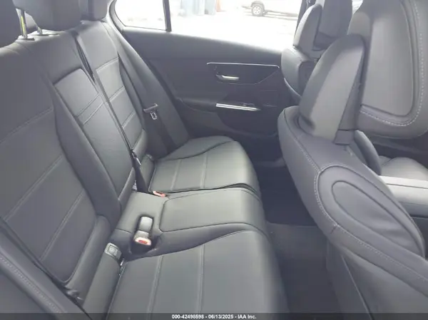 W1KAF4HB2SR259349 2025 MERCEDES-BENZ C-KLASSE - Image 8