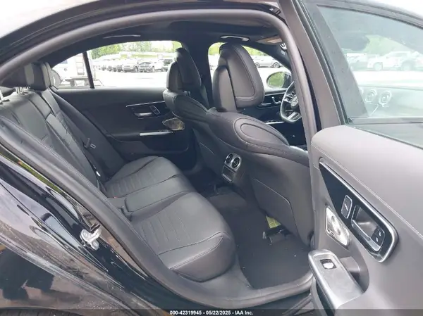 W1KAF4HB3RR212857 2024 MERCEDES-BENZ C-KLASSE - Image 8