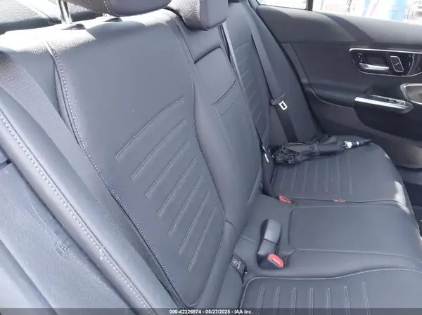 W1KAF4HB3RR224930 2024 MERCEDES-BENZ C-KLASSE - Image 8