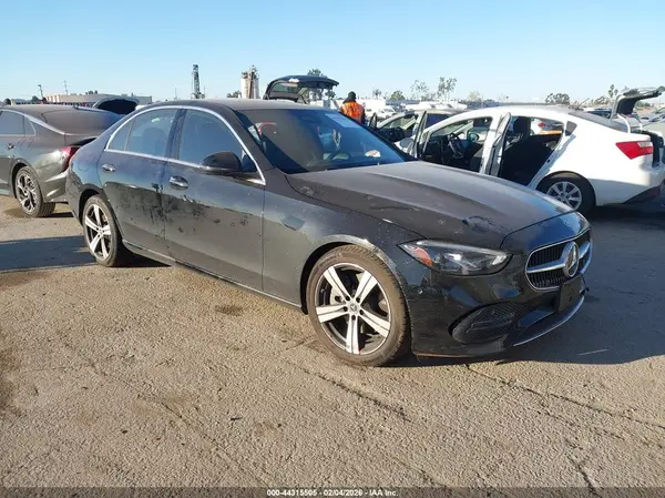 W1KAF4HB3SR290206 2025 MERCEDES-BENZ C-KLASSE - Image 1