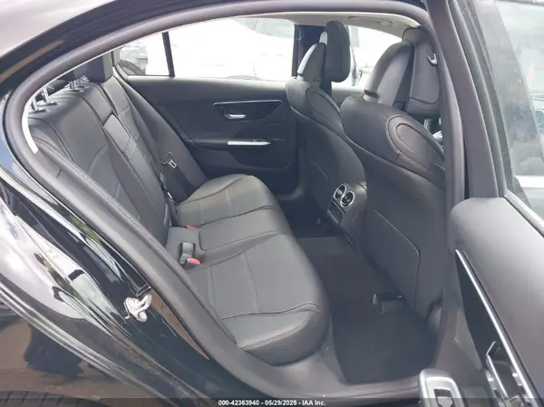 W1KAF4HB7PR120535 2023 MERCEDES-BENZ C-KLASSE - Image 8