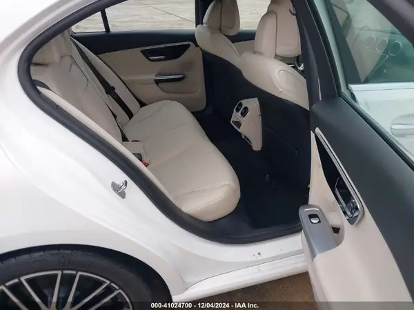 W1KAF4HB7PR133088 2023 MERCEDES-BENZ C-KLASSE - Image 8