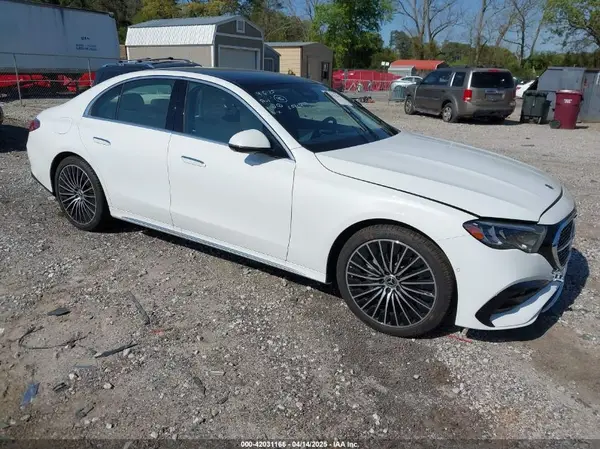 W1KLF4HB9RA070764 2024 MERCEDES-BENZ E-KLASSE - Image 1